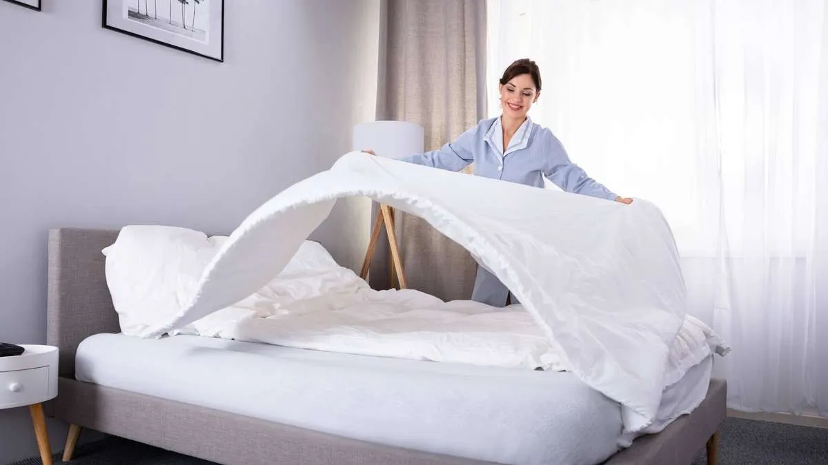 Vi borde byta sängkläder oftare än vi tror — en liten överraskning